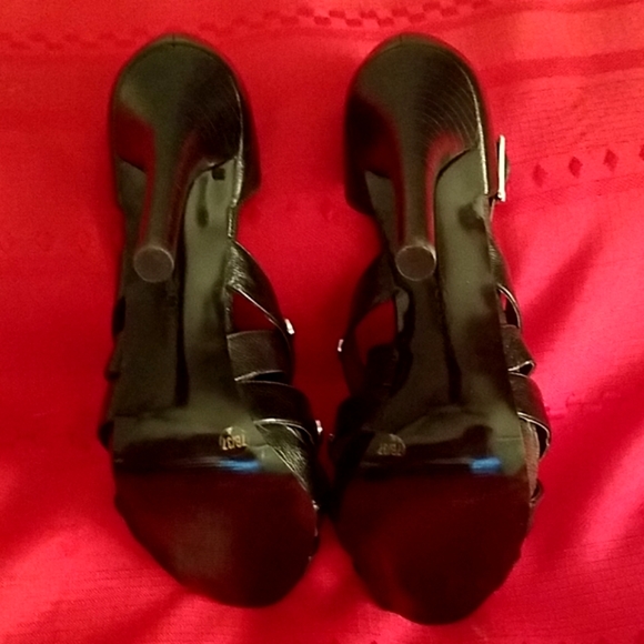 🌟🆕️ BCBGirls "Dimitria" Heels - Picture 7 of 8